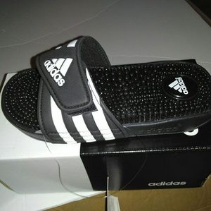 Adidas kids slippers